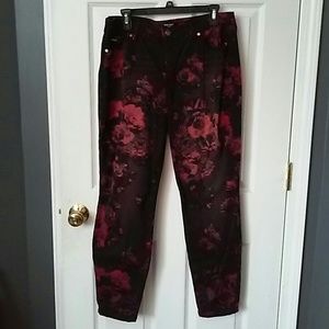 Gently loved Nine West jeans